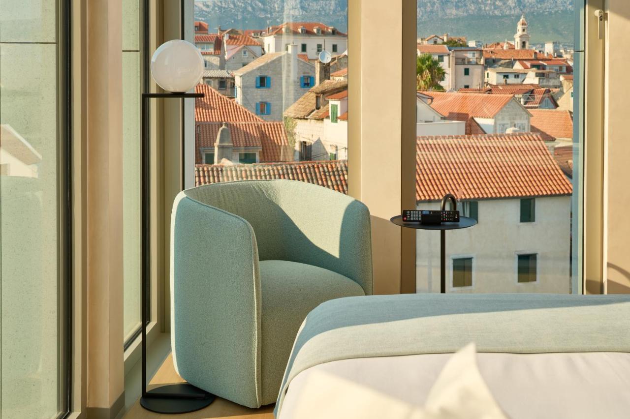 Hotel Ambasador Split Kültér fotó Deluxe Room